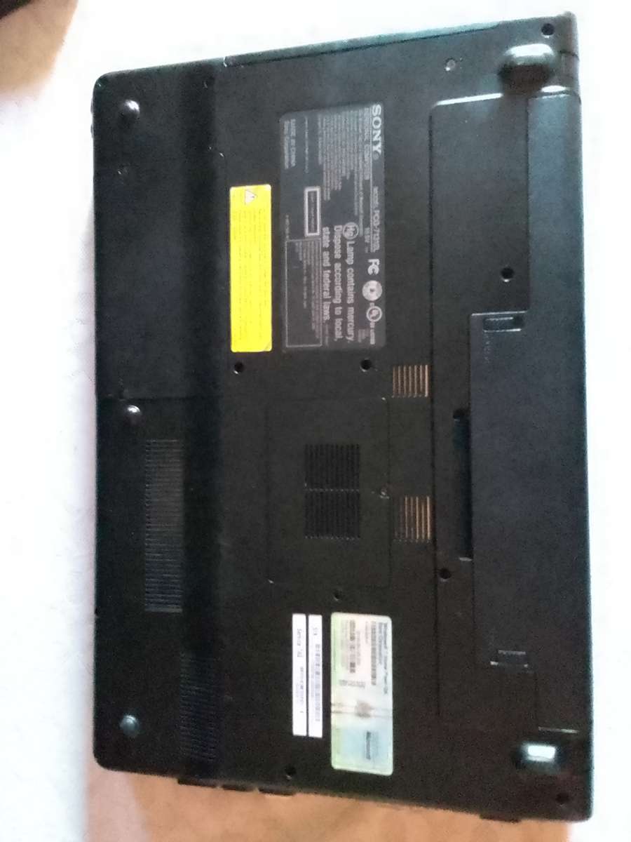 Sony Vaio PCG 71312L LAPTOP