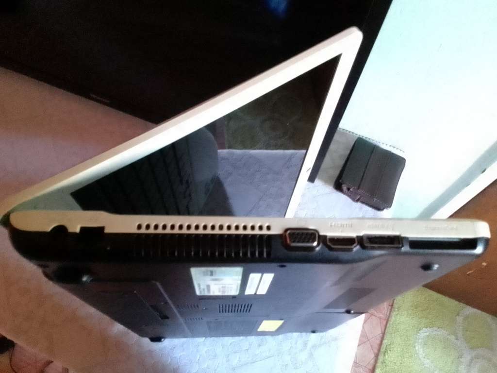 Sony Vaio PCG 71312L LAPTOP