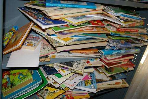 selection of children books, bid per book to take the lot of 500