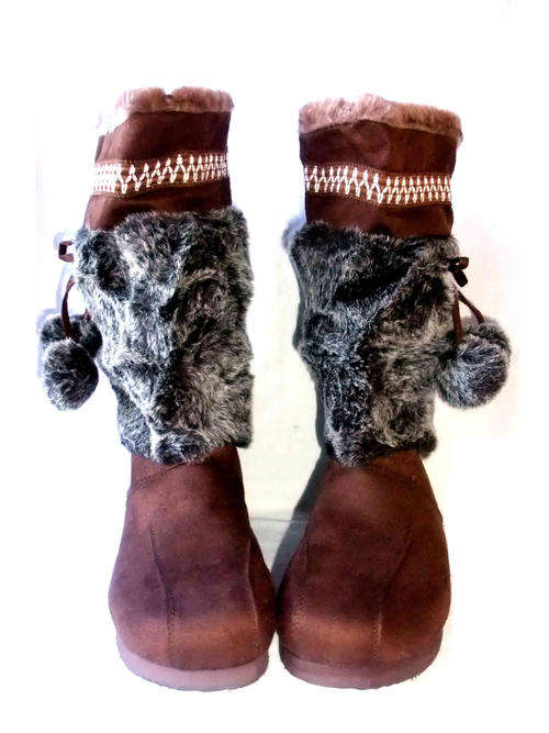 Warm Faux Fur Pom Pom Balls Boots Brown Size 4