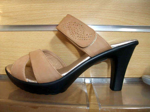 Summer Sandals Colour Nude Size 6
