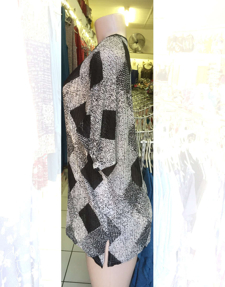 Short Sleeve Round Neck Viscose Top Size 38-40