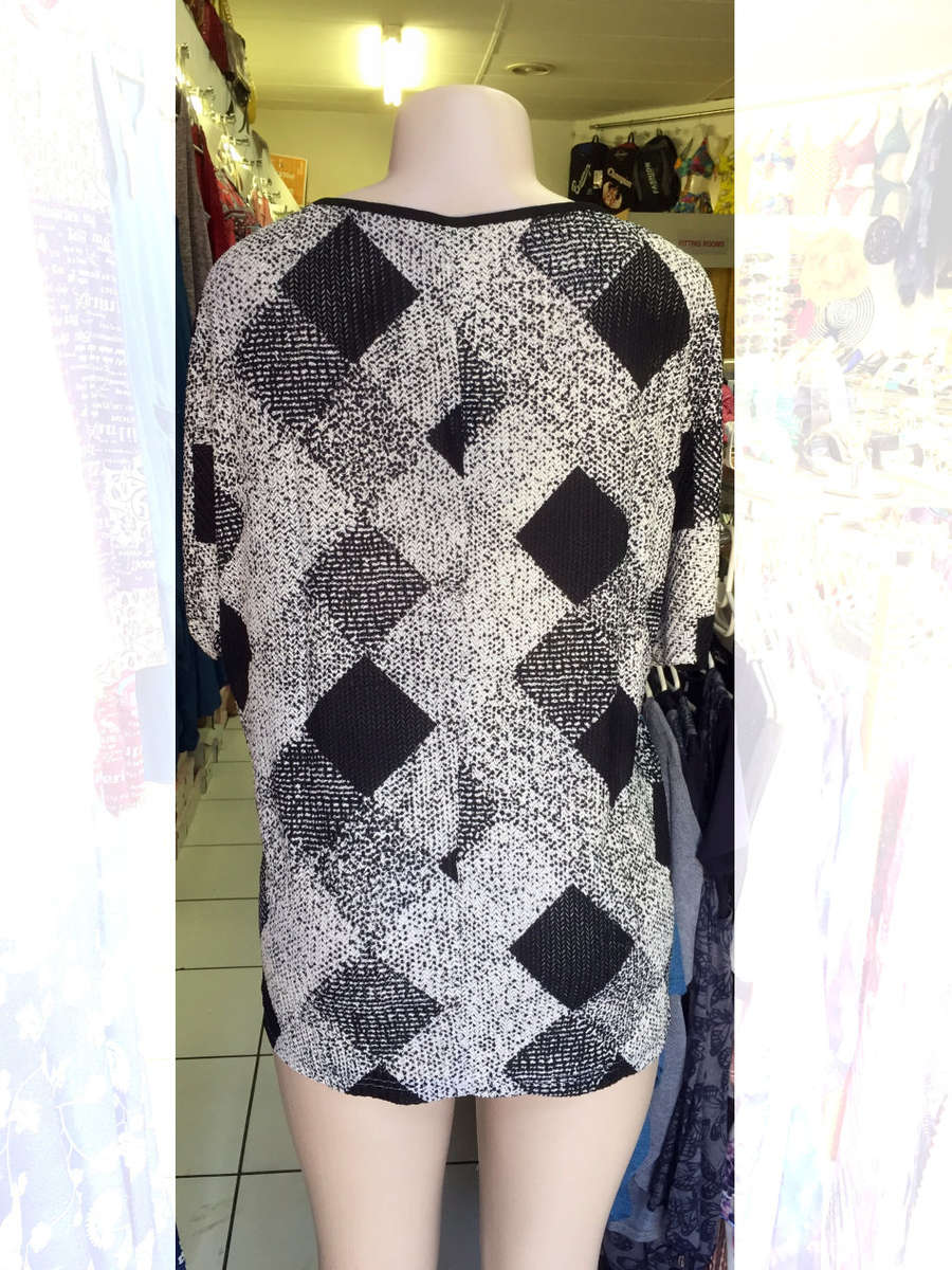 Short Sleeve Round Neck Viscose Top Size 38-40