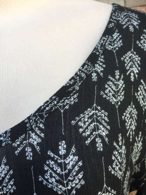 Long Sleeve Cotton Blouse Black/White Size M