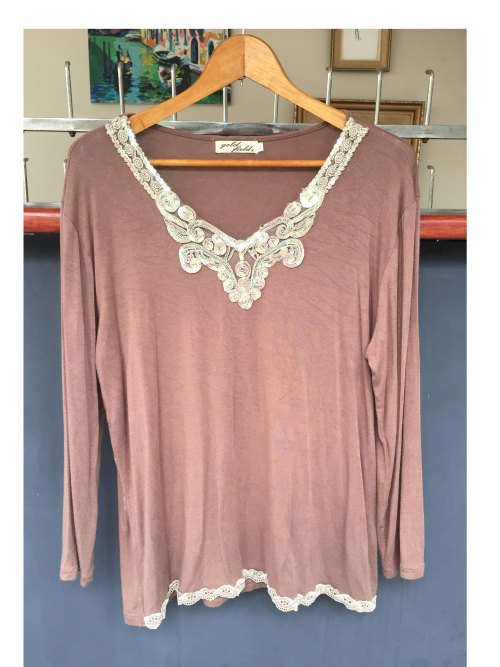 Vintage Lace Sequins Neckline Long Sleeve Top Size X/XXL