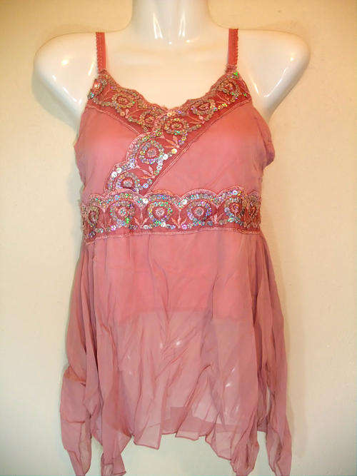 PRETTY,SEXY,OVER LEGGINGS OR JEANS