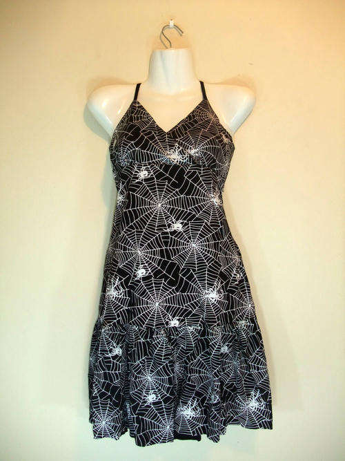 REVERSE ARACHNOPHOBIA