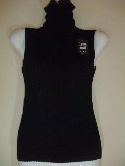 Sleeveless Turtleneck Sweater - Black