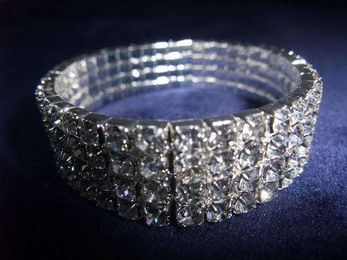 FLASHY 4 ROW IMT/ DIAMOND BRACELET