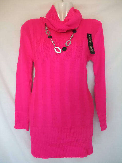 COWL NECK SWEATER DRESS WITH NECKLACE  -PINK