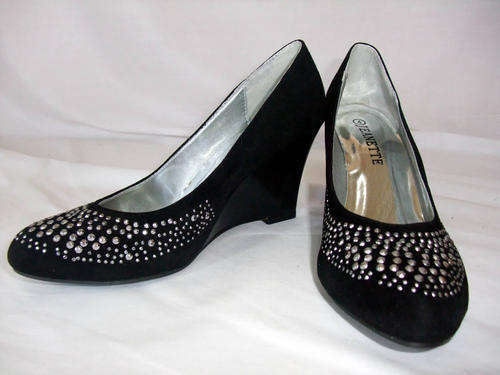 TO CLEAR!!!!! ELEGANTS LADYS HIGH HEEL , SIZE: 4-8