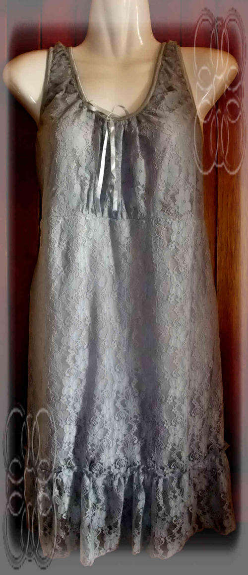 ****CHARMING LACE DRESS - GREY****