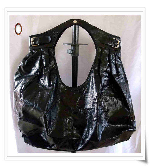 *** CRAZY R1 START*** LOVELY! STYLISH! TRENDY METALLIC SHEEN HANDBAG