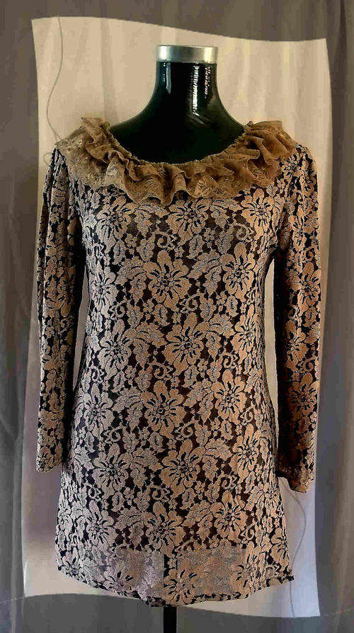 Lovely Lace Lined Top/Dress 32/34