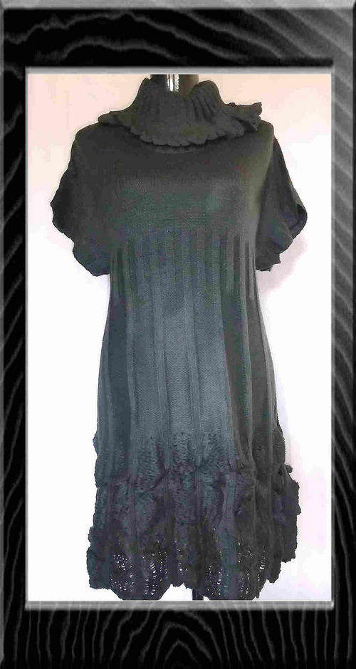 STYLISH Lotus Leaf  WOOL DRESS  ***Black***