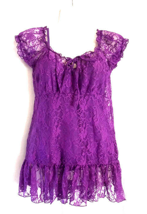 Lovely Lace Top With Inner Camisole * * * Purple 32/34
