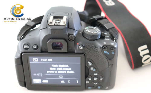 Canon EOS 700D_18-55mm lens