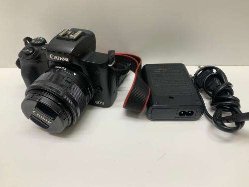 CANON EOS M50 MIRRORLESS CAMERA WITH EF-M 15-45MM LENS