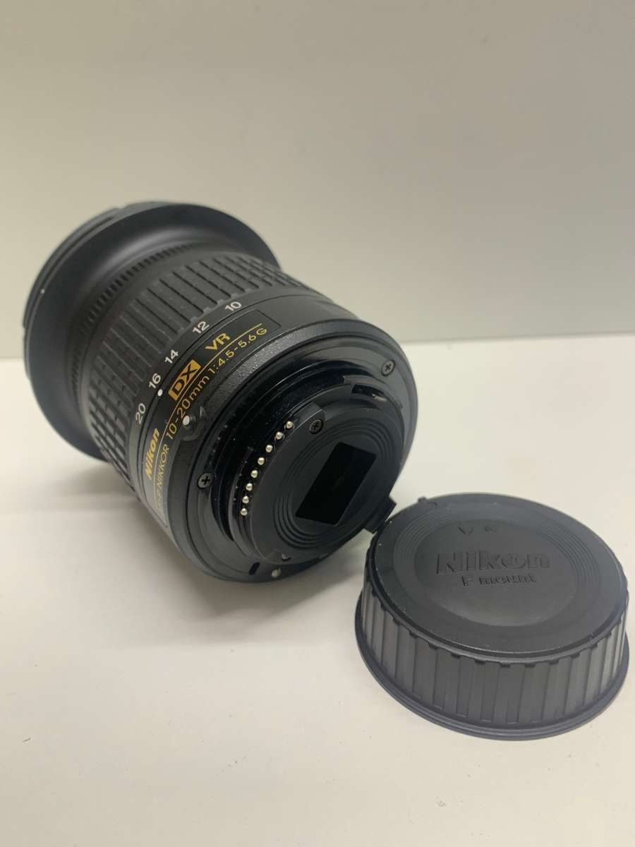 Nikon AF-P DX NIKKOR 10-20mm f/4.5-5.6G VR Lens (Used)
