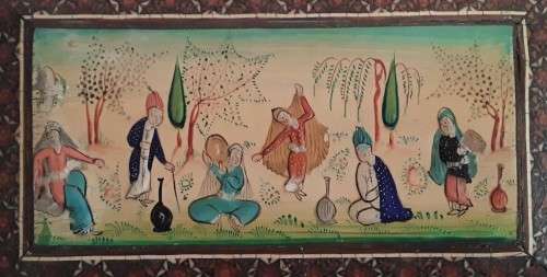 AN EARLY ORIENTAL INLAID, HAND-PAINTED BOX.