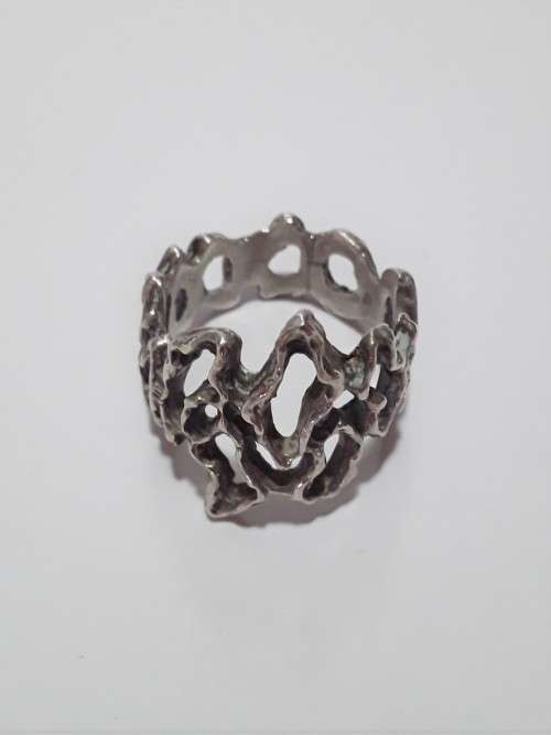 A rare Brutalist sterling silver ring.  Stunning design!!!