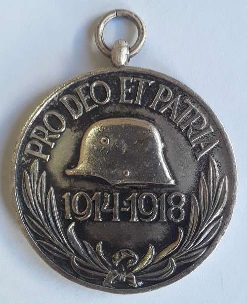 WW1 GERMAN AUSTRIA - HUNGARY Medal `PRO DEO ET PATRIA` 1914-1918