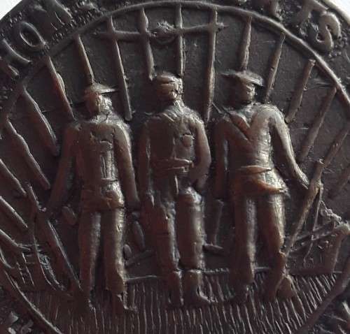 3 x WW2 South Africa badges.  1 bid takes all!