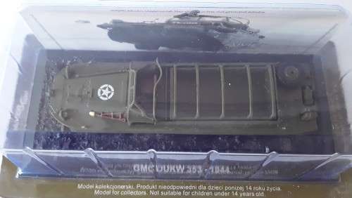 Boxed WW2`GMC DUKW 353 - 1944` U.S. Military Vehicle. Amercom Collection. Scale 1:72 .