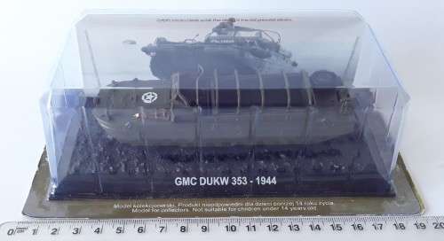 Boxed WW2`GMC DUKW 353 - 1944` U.S. Military Vehicle. Amercom Collection. Scale 1:72 .