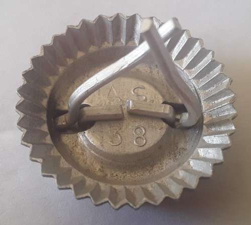 A lot of 3 x Nazi WW2 items. 1 bid takes all.