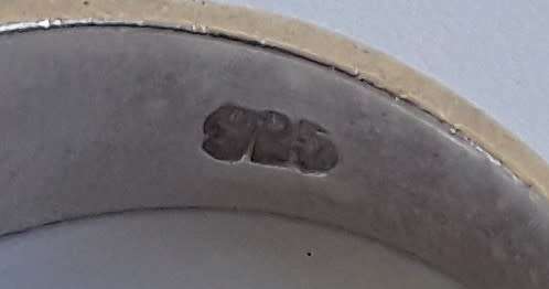 Vintage Solid Sterling Silver Modernist Ring. Size K. 7.9 Grams.