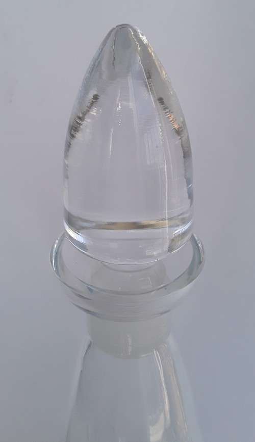 Fine Quality Vintage `Ernst Rosenthal Kristalglasfabriek` Decanter With Stopper. H: 34 cm.