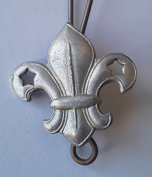Vintage Boy Scouts Fleur De Lis Badge. Lugs Intact.