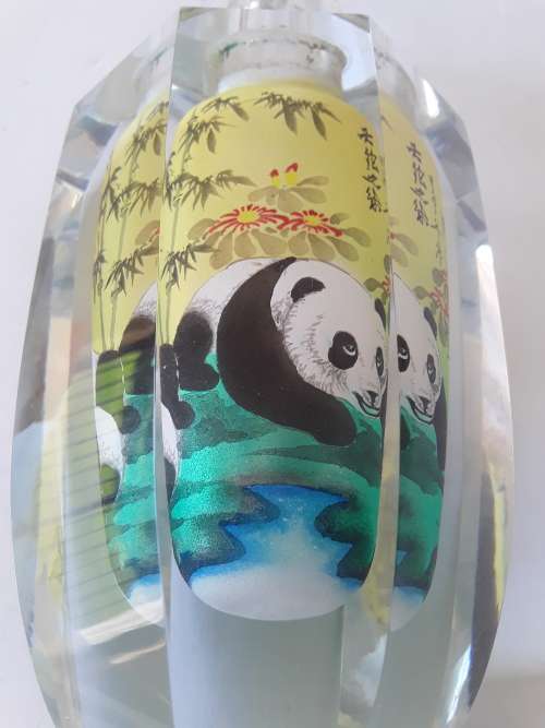 `Reserved`. Vintage Chinese Hand-Cut And Reverse-Painted Lead Crystal Vase. Signed. 22cm.