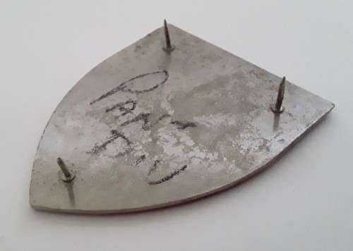 SADF 8 Armoured Division Shoulder Flash (all pins intact).