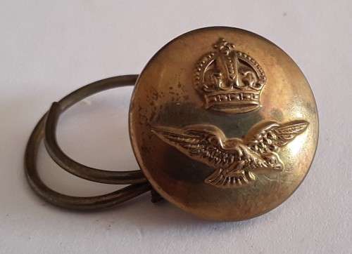 Lot of WW2 SA Air Force Buttons Plus 2 Others.