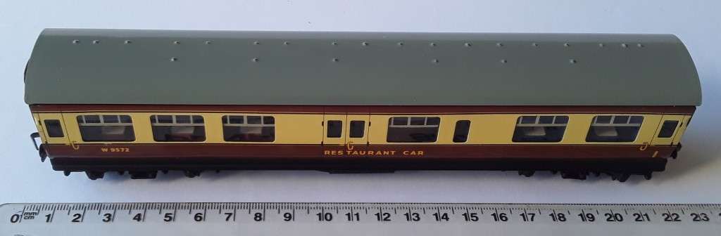 Hornby Dublo D20 Restaurant Car, BR WR. No : 32096. Mint in box.