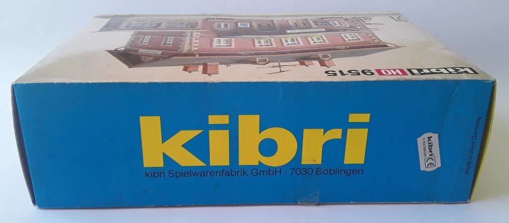 Kibri `Koningsmoor Station` Kit. HO Scale. NO : 9515. 25 x 15.5 x 14cm. Mint in box.