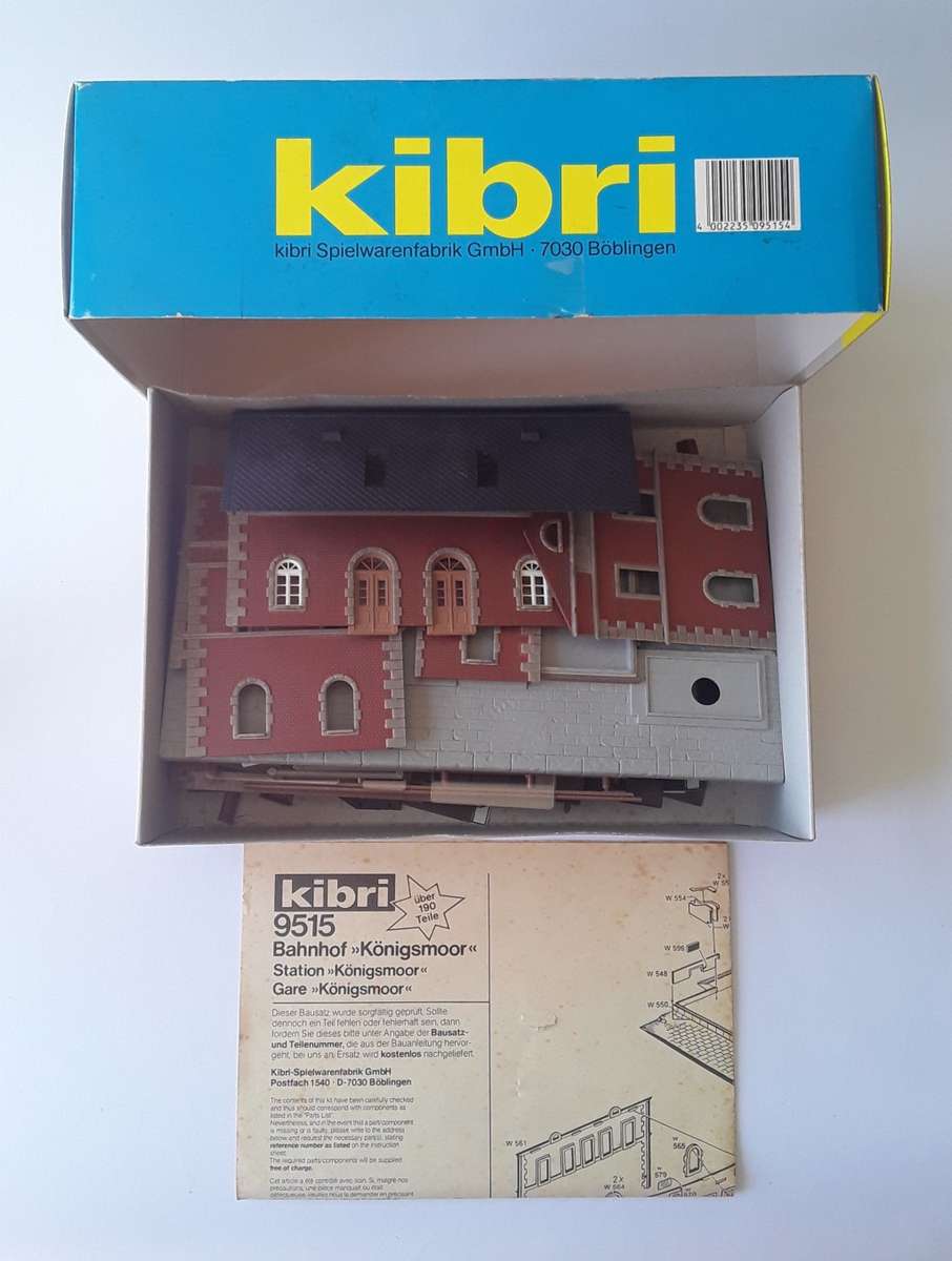 Kibri `Koningsmoor Station` Kit. HO Scale. NO : 9515. 25 x 15.5 x 14cm. Mint in box.