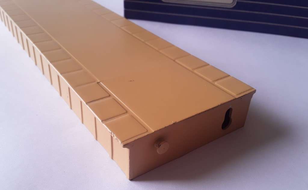Hornby Dublo D1 Metal Island Platform Extension. No : 32110. Mint In Box.