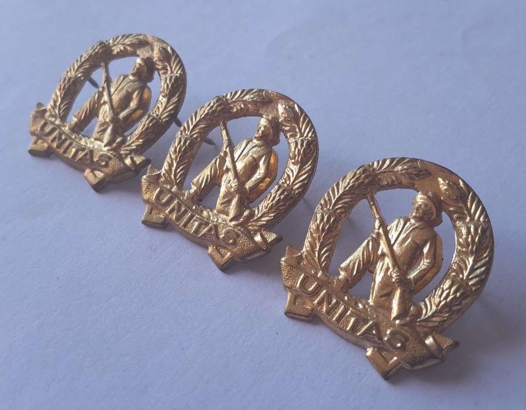 Lot of 3 x SADF Commando Collar Badges. Pins Intact.