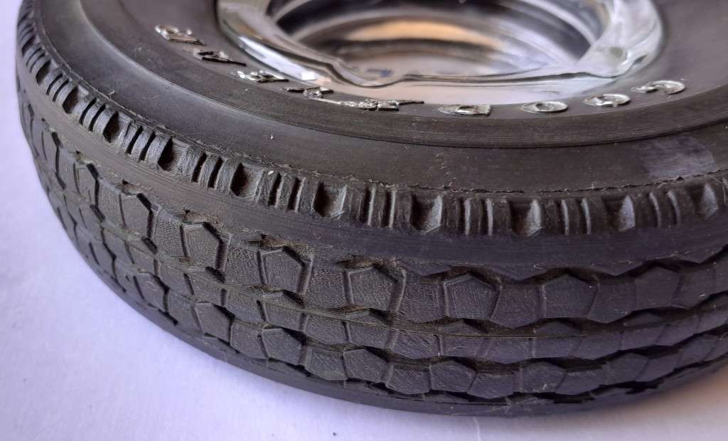 Vintage `Goodyear G291` Tyre Ashtray. 15.5 cm.