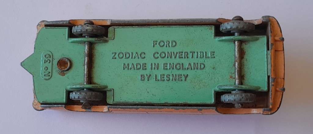 Lesney Matchbox `Ford Zodiac Convertible (No 39)`. 1957-1961.