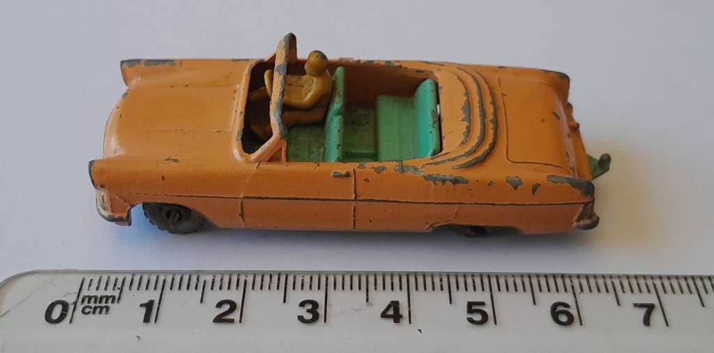 Lesney Matchbox `Ford Zodiac Convertible (No 39)`. 1957-1961.