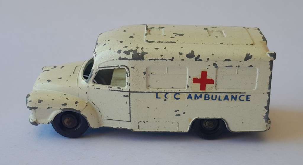 Lesney Matchbox `Lomas Ambulance (No 14)`. 1962-1967. Opening Rear Doors.