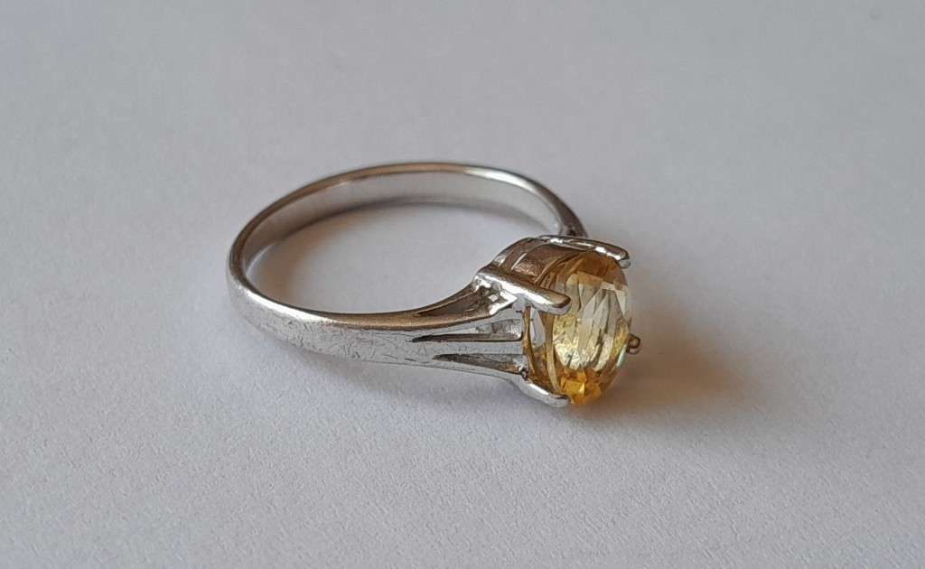 Designer Solid Sterling Silver Ring With Citrine Yellow Faceted Stone.