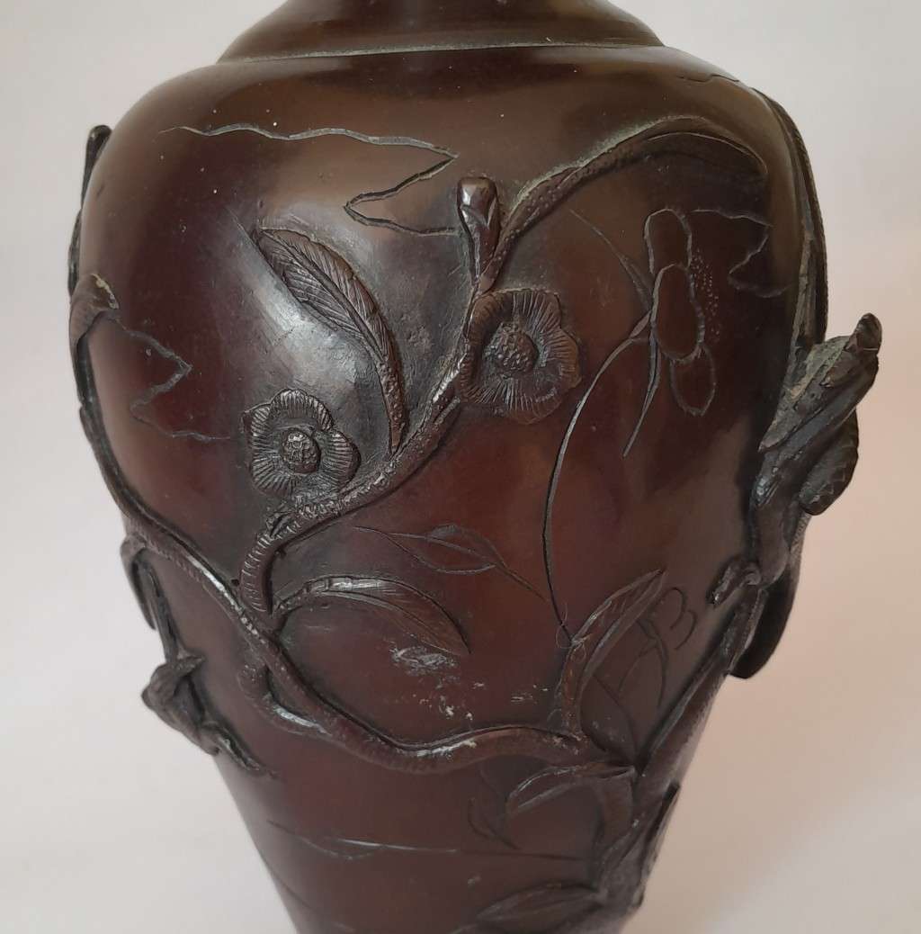 `Reserved`. Meiji Period (1868-1912) Bronze Japanese Vase With Raised Relief Design. Signed.