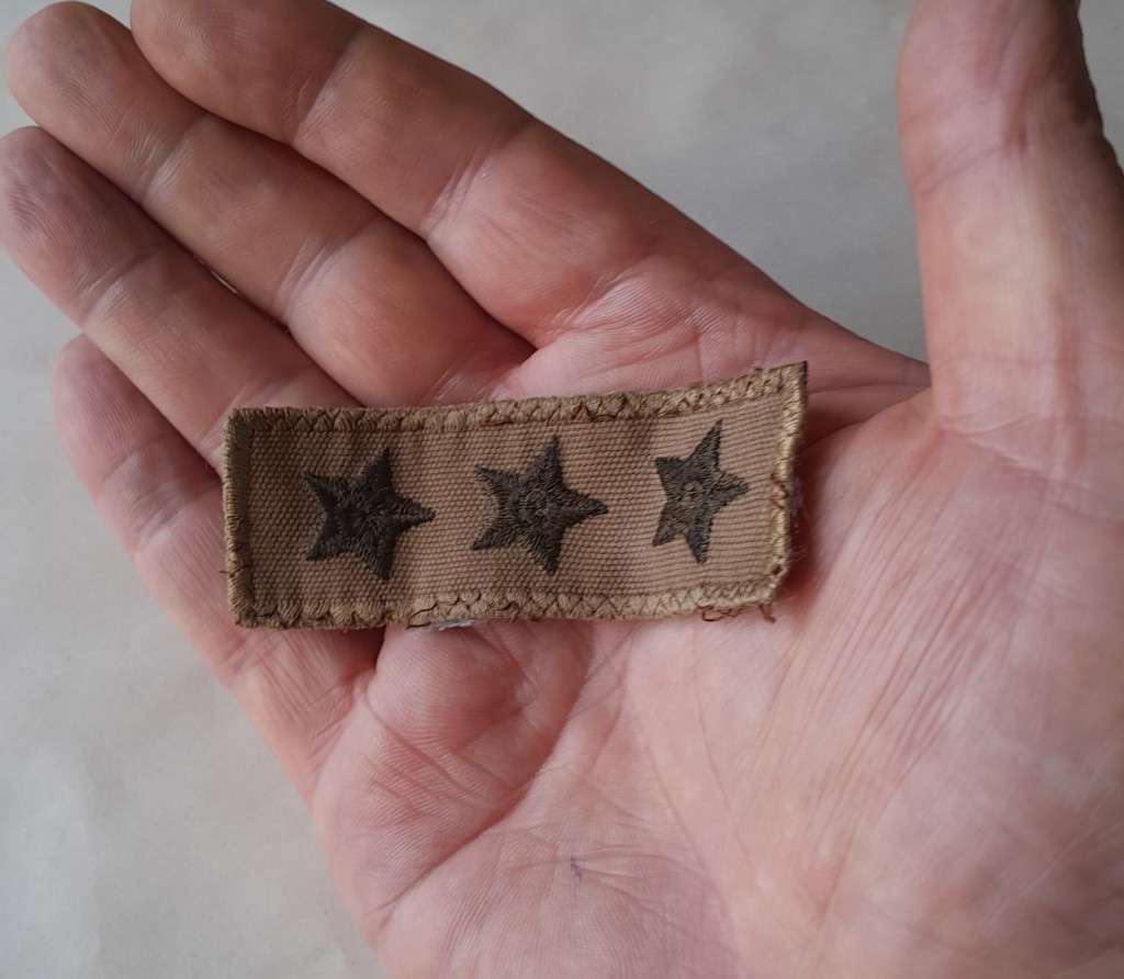 Early SA Army Captain`s Rank Badge.