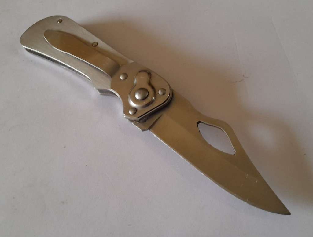 All-Steel Paramilitary Pocket Knife With Belt Clip.  17.5cm.
