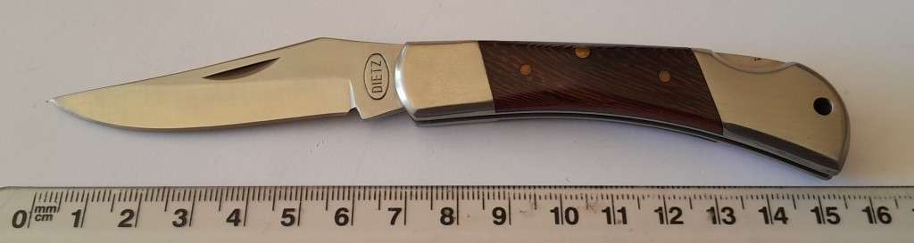 Vintage Dietz Folding Pocket Knife.  15.5cm.